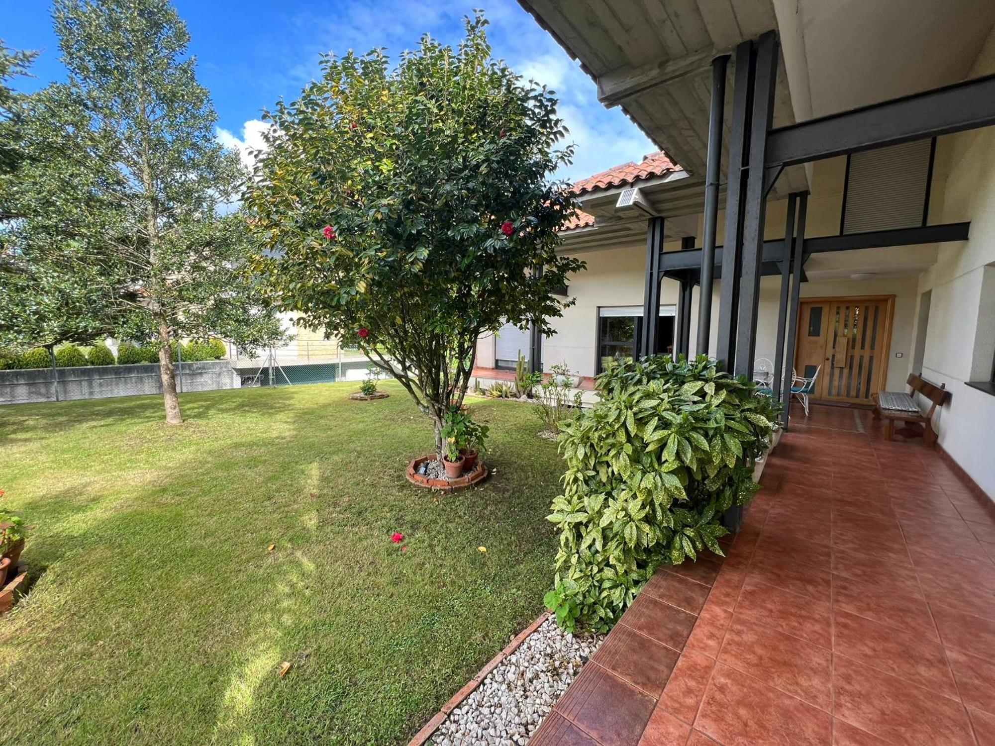 Gestiona2R- Casa Grande En El Centro De Llanes Villa Buitenkant foto